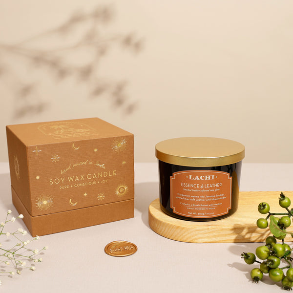 Essence De Leather