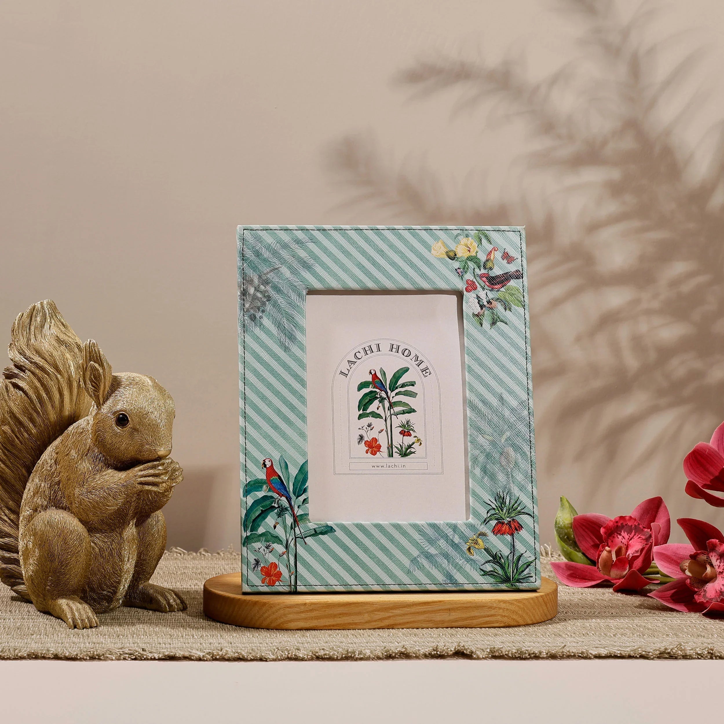 Verdura Court - Photo Frame