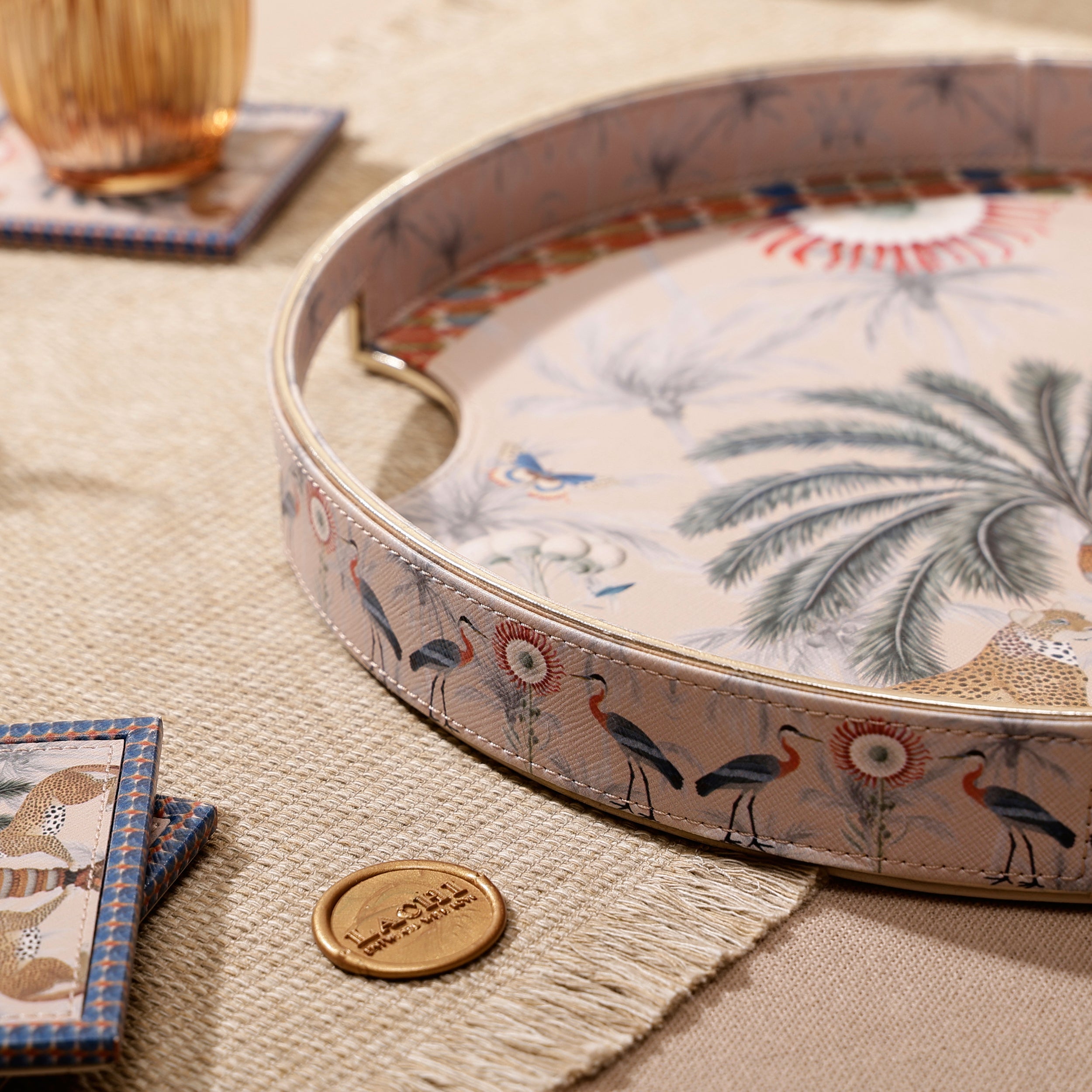 Palm Bastion - Round Tray
