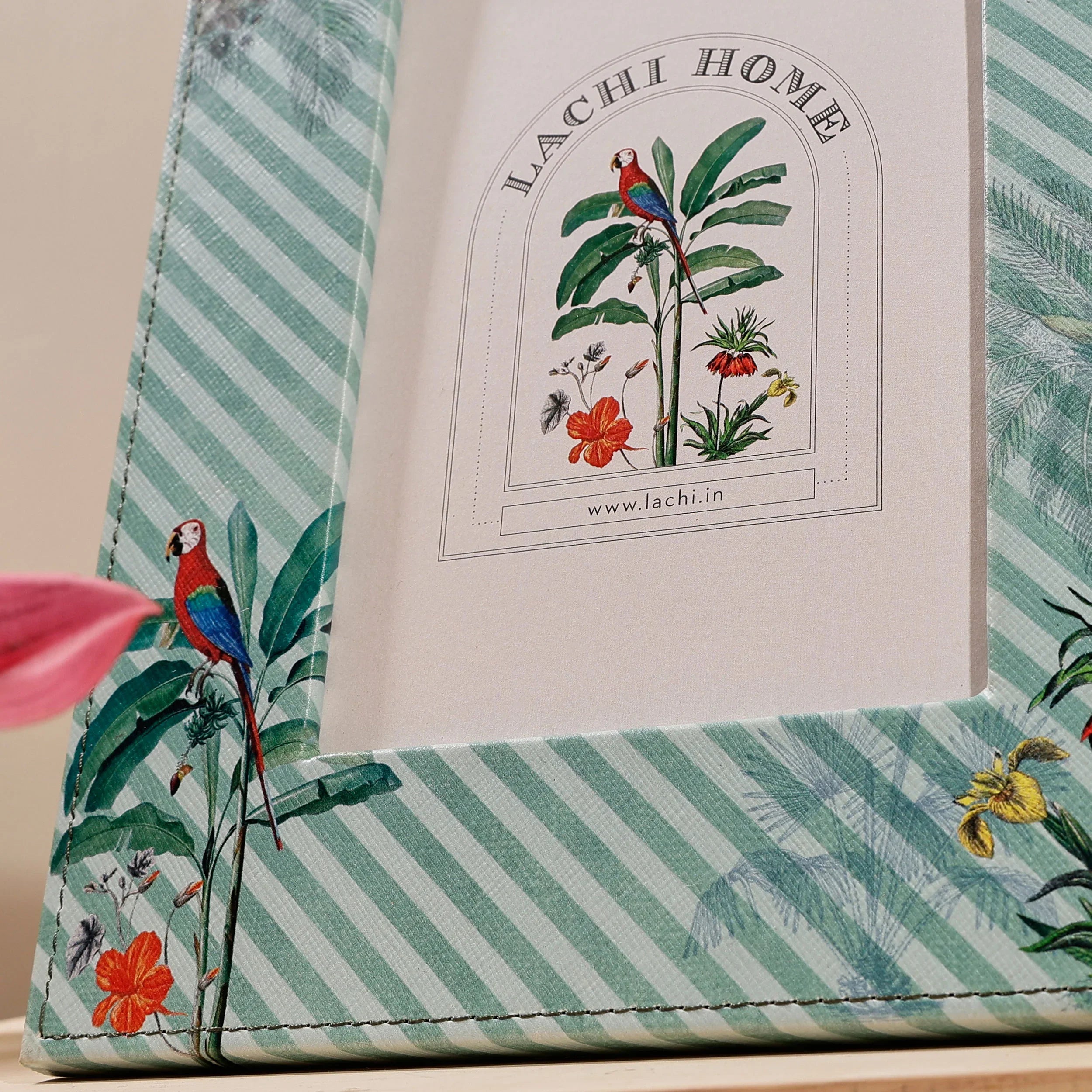 Verdura Court - Photo Frame