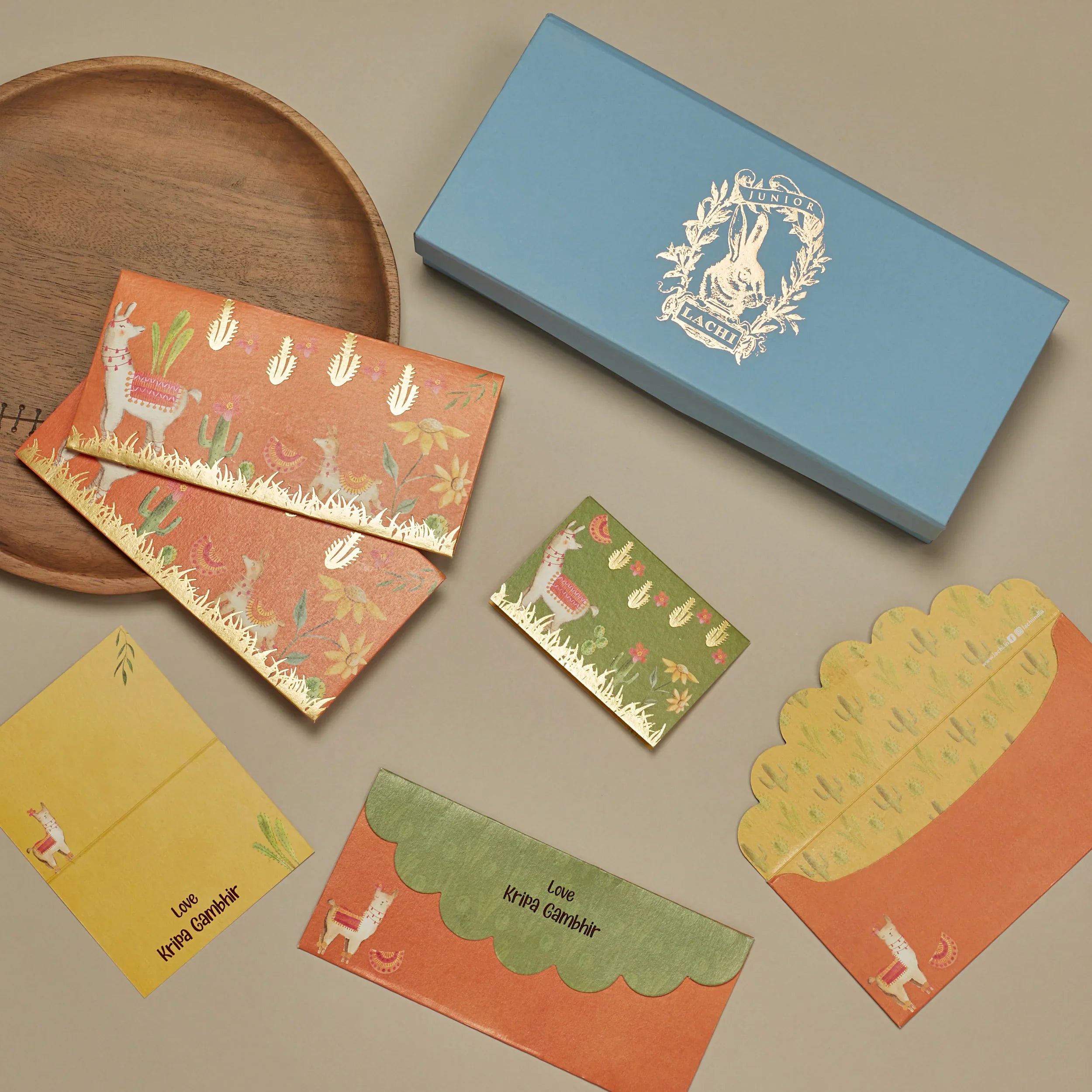 TheSummerLlamas-DuoBox-1.jpg